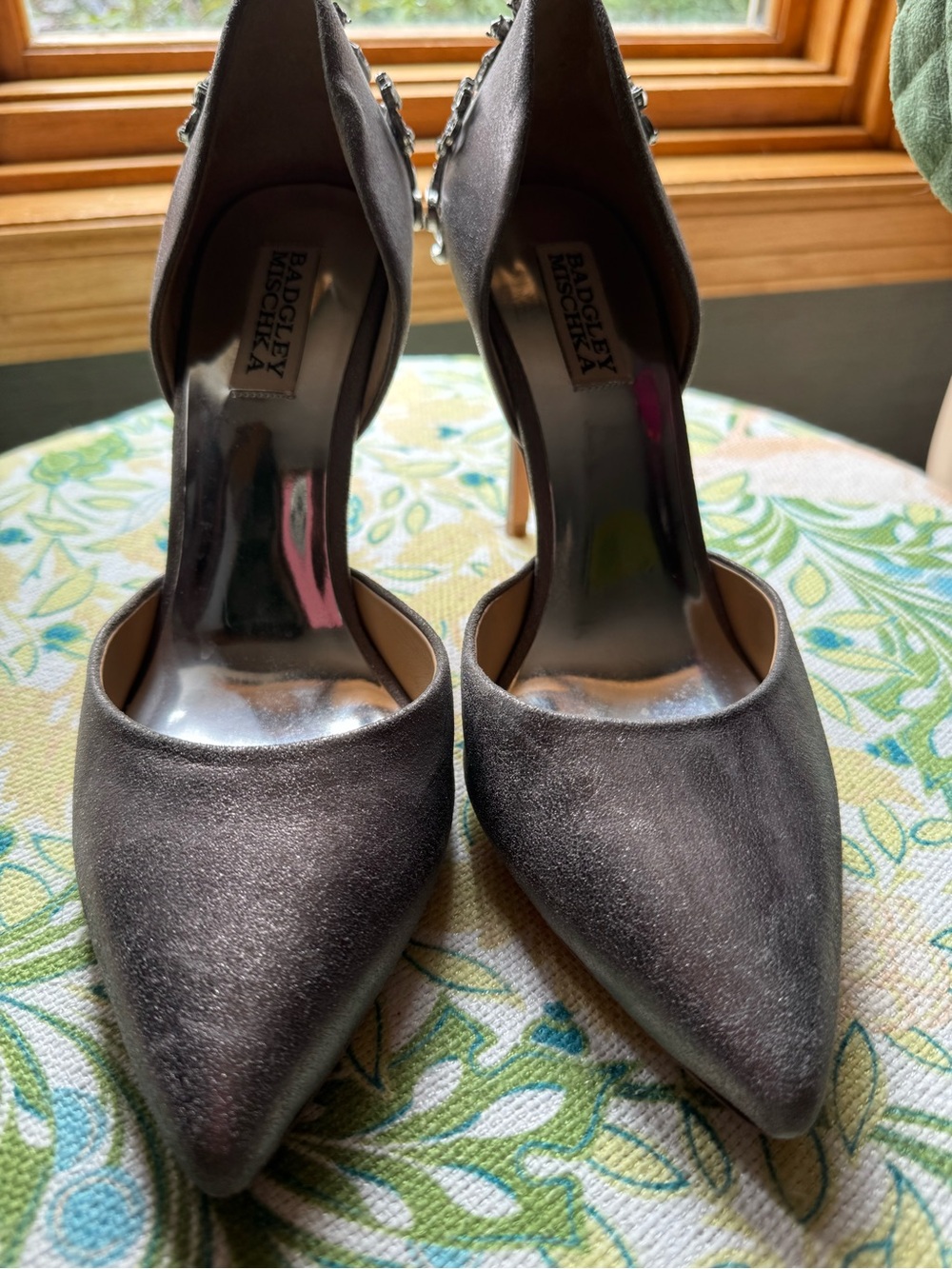 Badgley Mischka Silver Crystal-Embellished Stiletto Heels size 8 worn once - Picture 7 of 10
